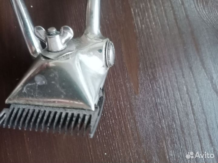 Машинка для стрижки волос
