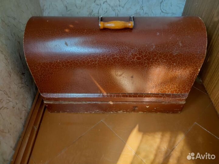 Швейная машина