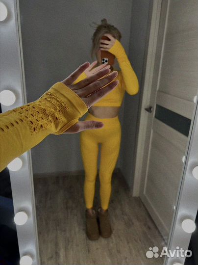 Костюм для фитнеса