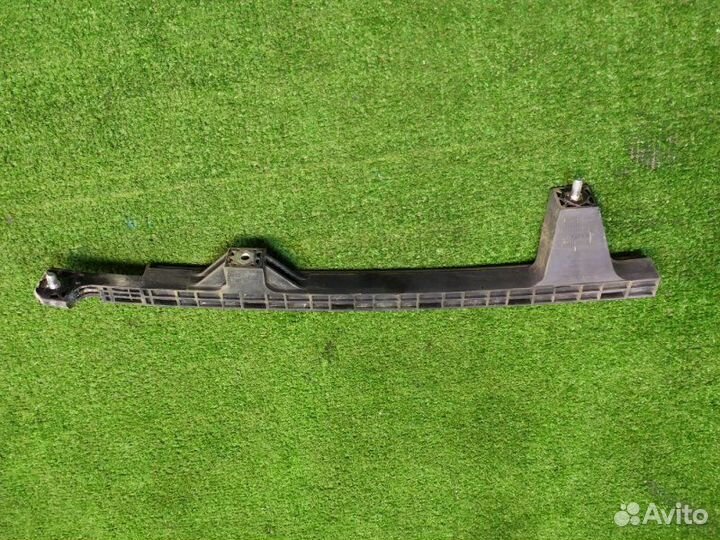 Направляющая стекла задняя левая Kia Ceed JD G4FA