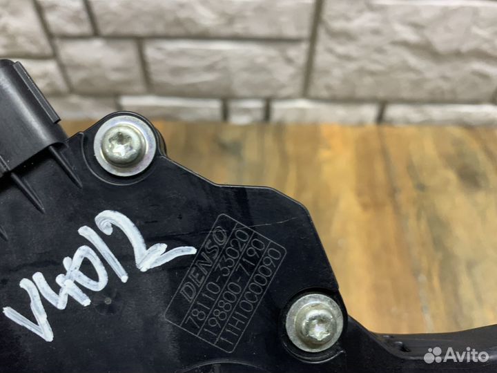 Toyota Camry V40 Педаль газа