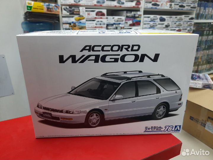 06481 Honda Accord Wagon SiR '96 1:24 Aoshima