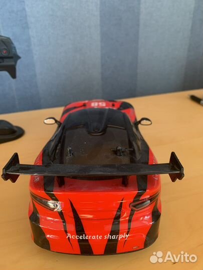 Машина на радиоуправлении для дрифта