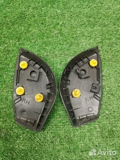 Накладка крепления зеркала передняя Kia Ceed