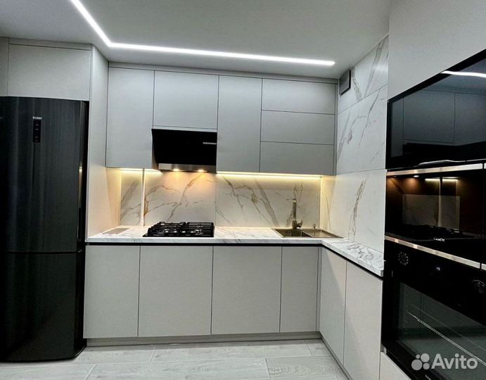 Кухонный гарнитур 