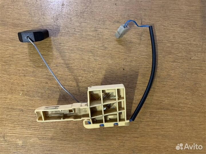 Датчик уровня топлива VW Touareg