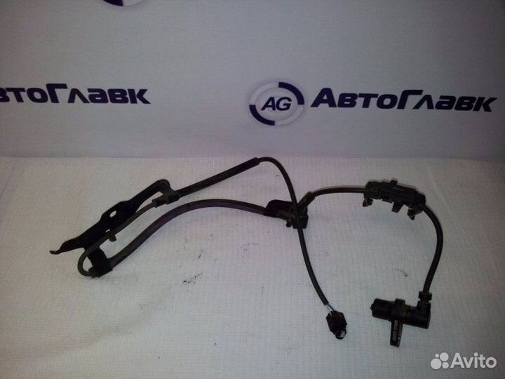 Датчик ABS Toyota Camry