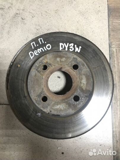 Диск тормозной передний правый Mazda Demio DY3W