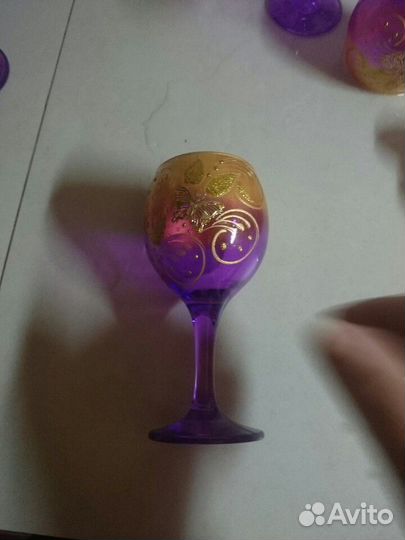 Набор бокалов и рюмок