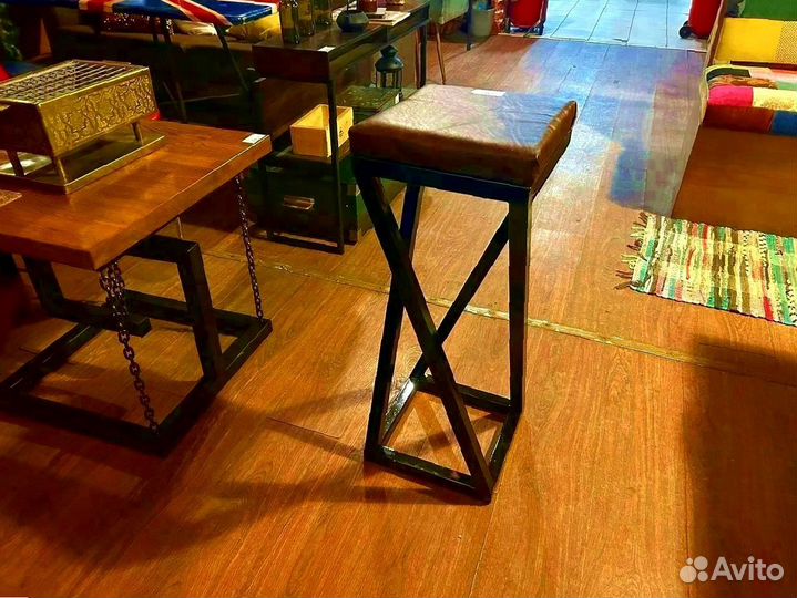 Барный стул