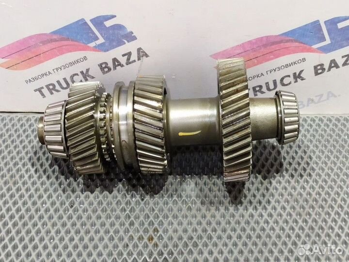 5000673029 Вал промежуточный кпп B18