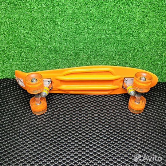 Пенниборд-скейт со светящимися колесами (до 60кг)