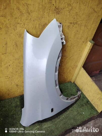 Крыло переднее правое Nissan Qashqai J10 HR16DE