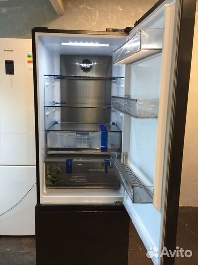 Холодильник Eigen Инверт No Frost черный (Новый)