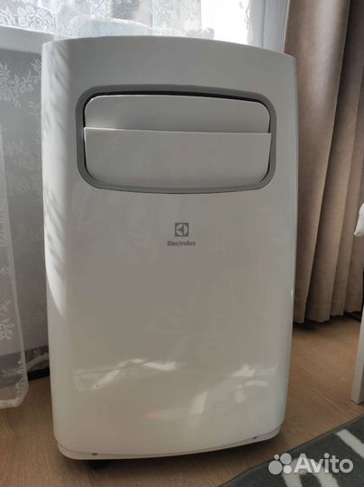 Мобильный кондиционер Electrolux б/у