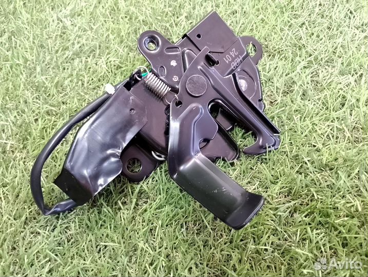 Замок капота Toyota Highlander GSU55 2015