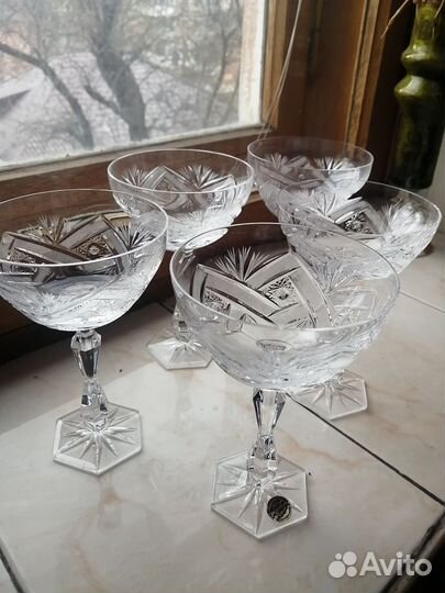 Хрустальные бокалы, креманки Чехия