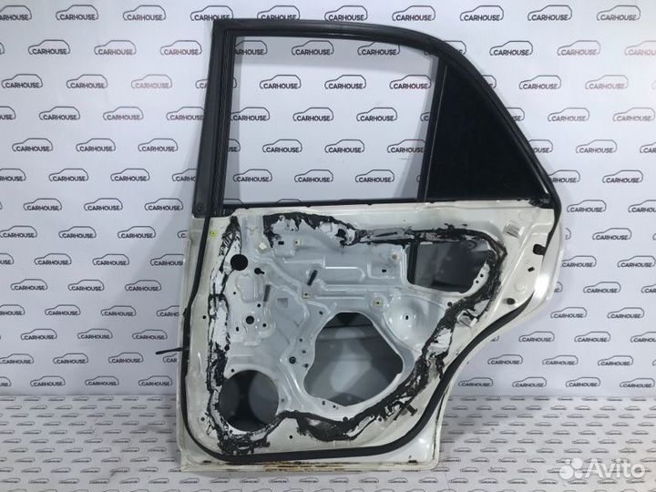 Дверь задняя правая Mazda Familia 1.5 2001