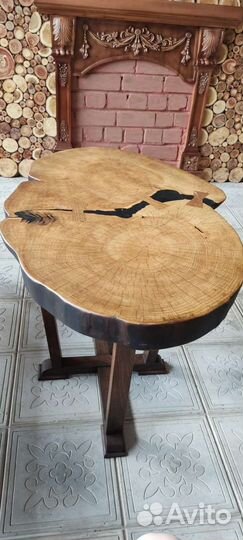 Стол журнальный из спила дерева