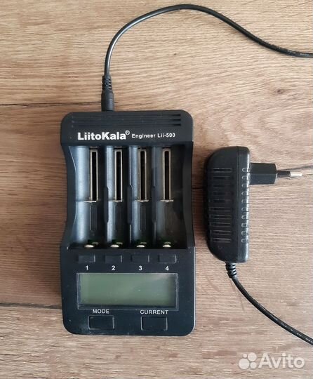 LiitoKala Engineer Lii-500 зарядное устройство
