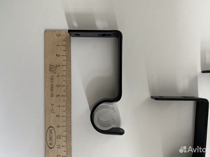 Кронштейн держатель для карниза