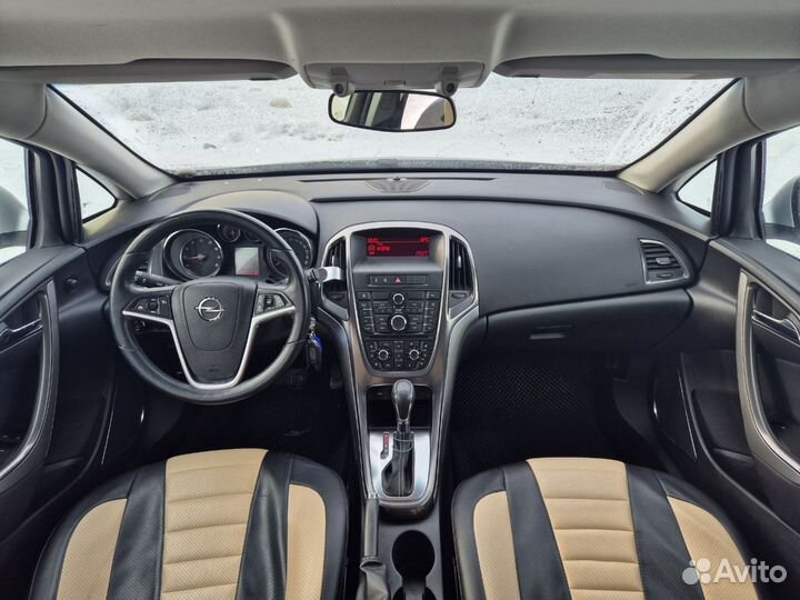 Opel Astra 1.6 AT, 2011, 156 253 км