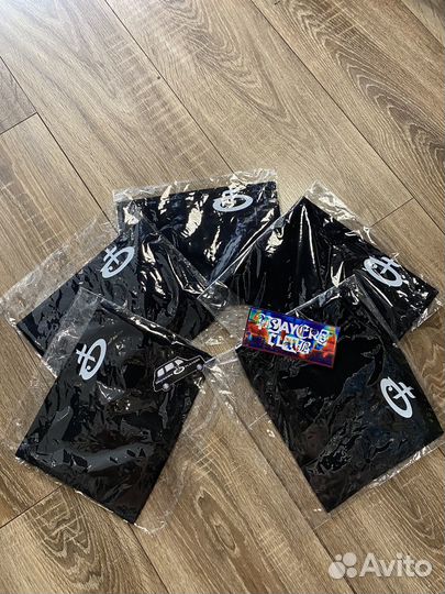 Players club ski mask на руках