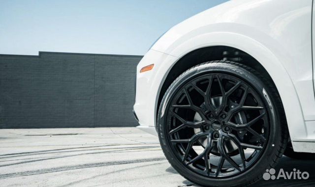 Кованые диски в стиле Vossen Porsche Cayenne R22