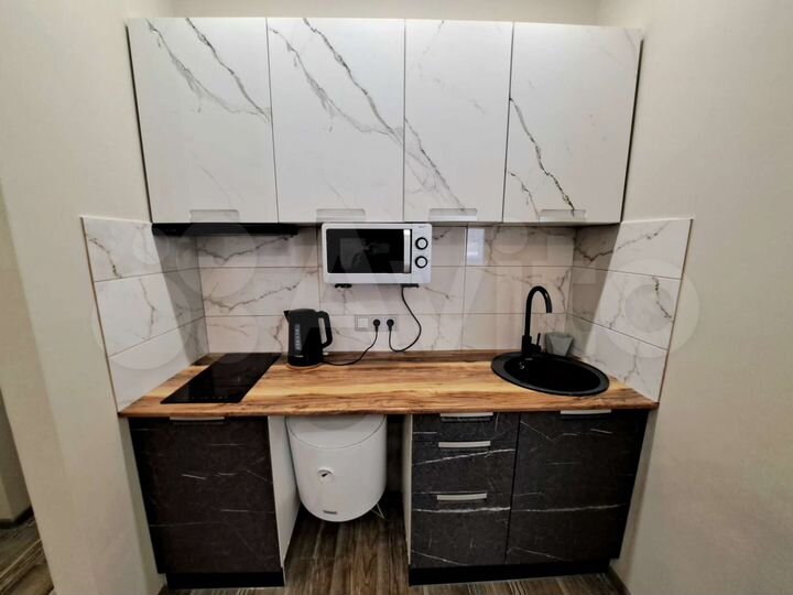 2-к. квартира, 43 м², 1/5 эт.