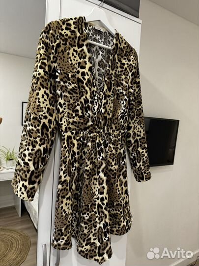 Платье женское