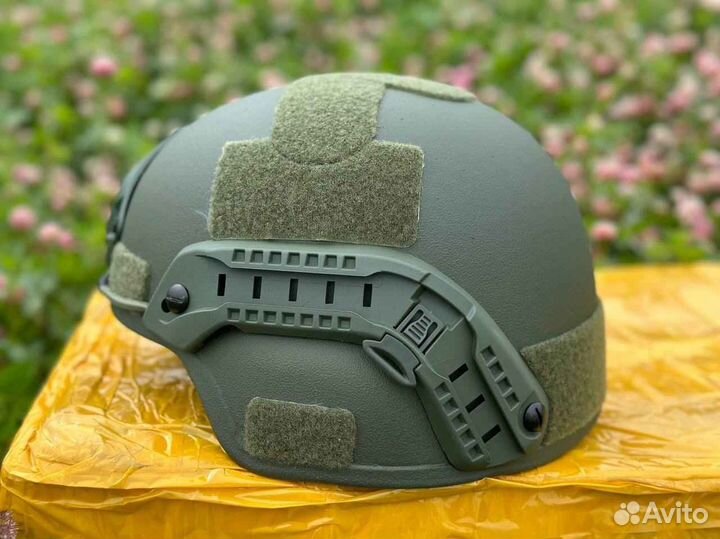 Шлем бр2 с ушами и без ушей