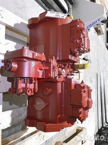 Основной насос Hyundai R370LC-7 K3V180DTP