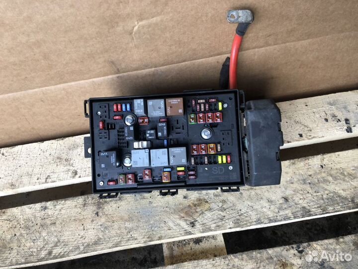 Блок предохранителей opel astra J