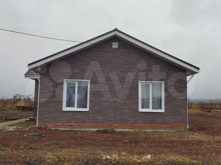 Коттедж 104 м² на участке 10 сот.