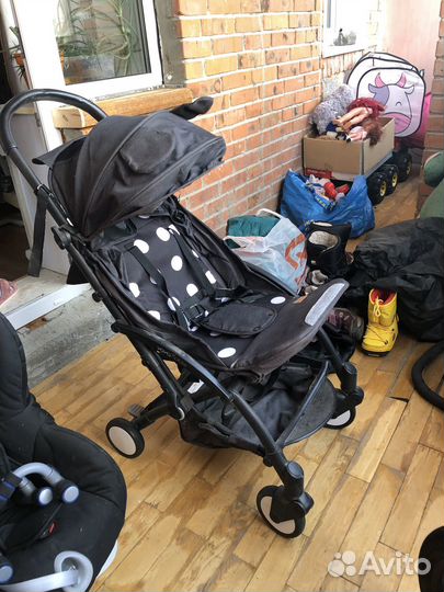 Прогулочная коляска Yoyanoble