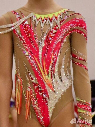 Пошив купальников для художественной гимнастки