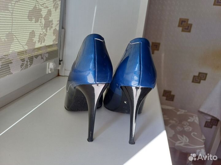 Туфли женские 39 размер