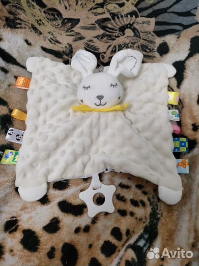 Игрушка сплюшка зайчик