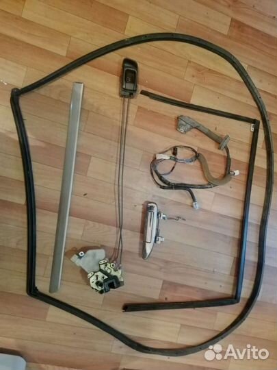 Nissan avenir дверь в разбор