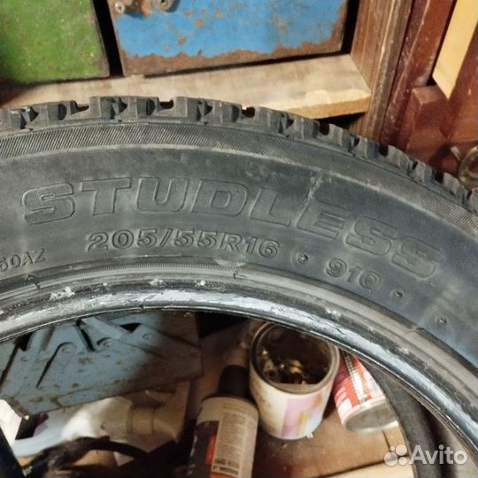 Bridgestone Blizzak WS-50 205/55 R16