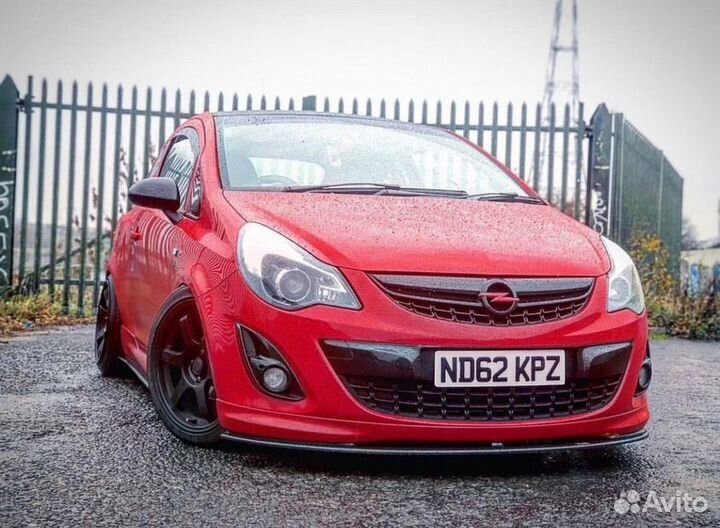 Накладка переднего бампера Opel Corsa opc Line