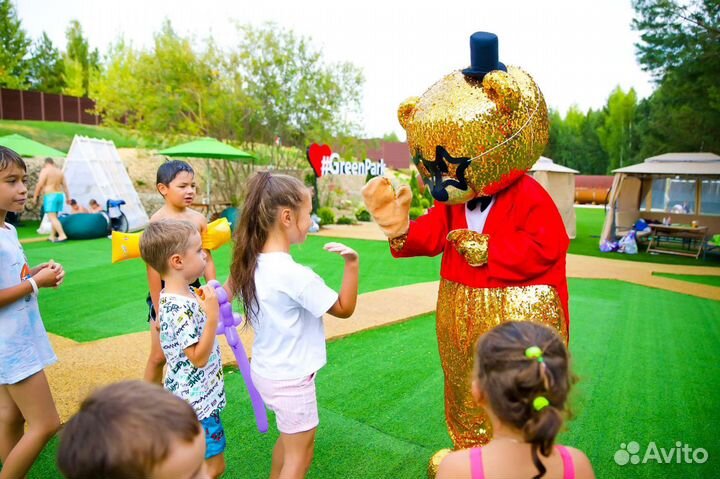 Поздравление от мишки и зайки
