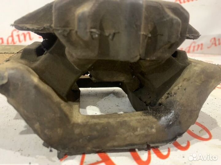 Подушка кпп Ford Fusion