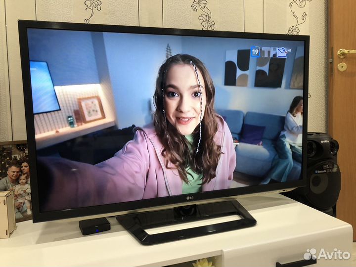 Телевизор LG SMART tv диагональ 50