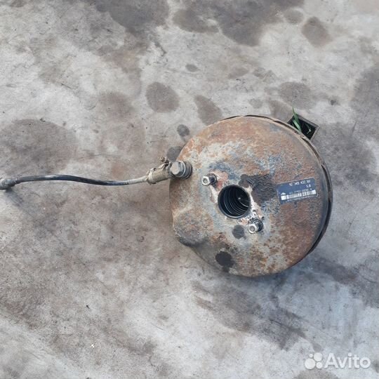 Вакуумный усилитель тормозов Пежо 206