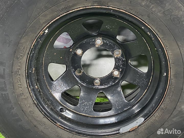 Диски R15 Nissan с шинами Pirelli STR 265/70