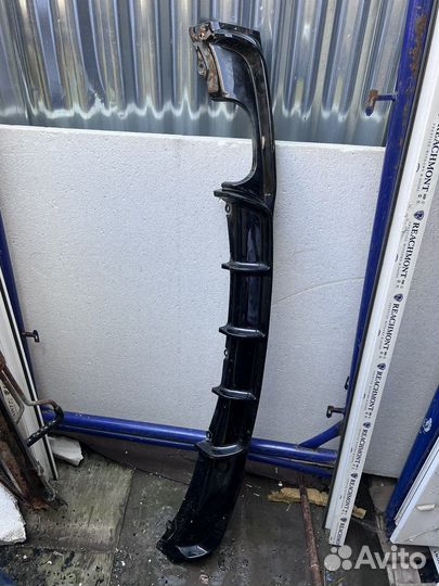 Накладня бампера f30