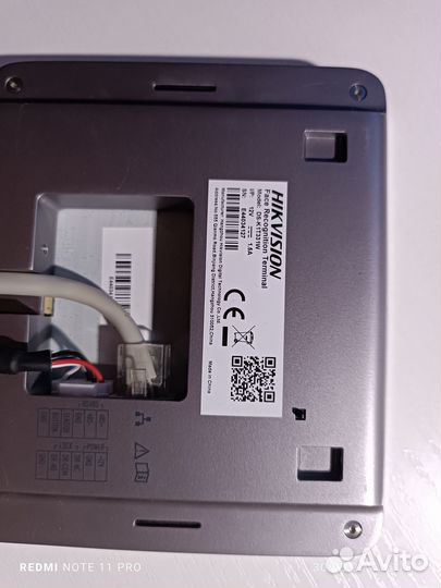 Биометрический терминал Hikvision DS-K1T331W