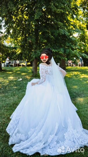 Свадебное платье