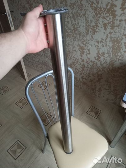 Регулируемая мебельная нога